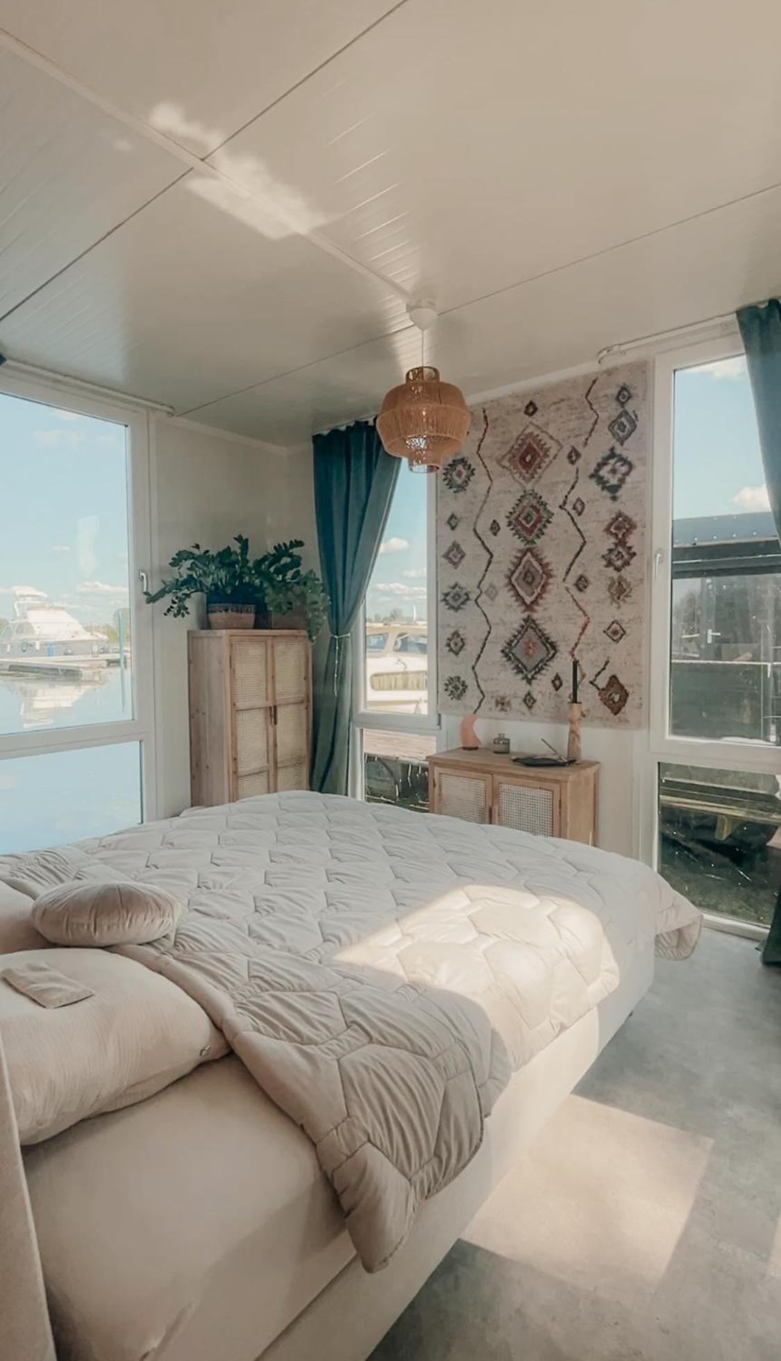 Retreatboat Ibiza Bed & Breakfast Lith Exterior foto